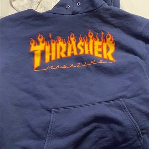 Thrasher hoodie size: men’s small